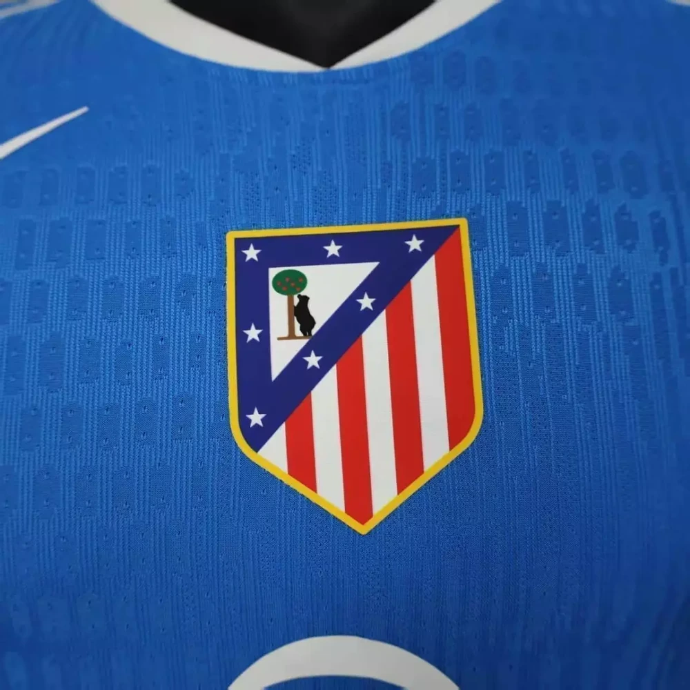 Atlético de Madrid 2025/26 3ª Equipación - Versión Fan vista 3
