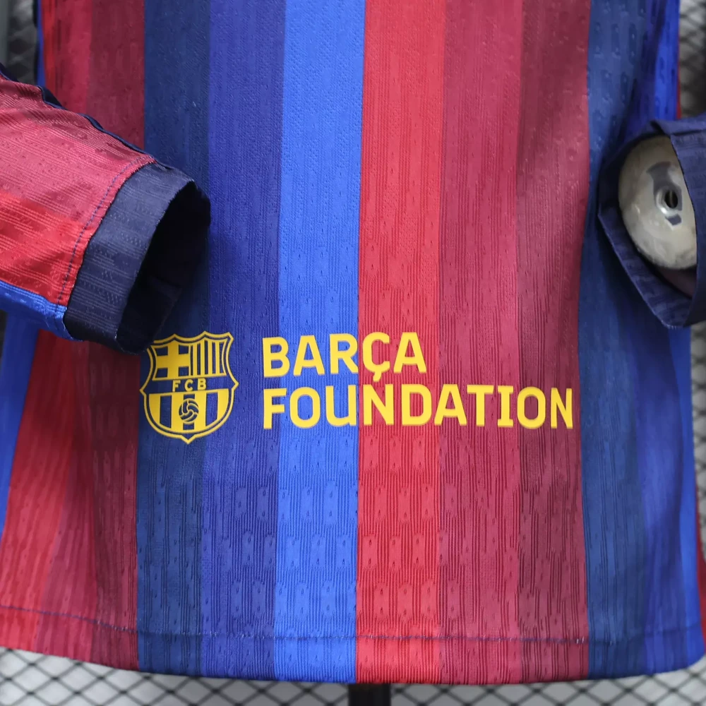 FC Barcelona 2026/27 1ª Equipación - Versión Jugador Manga Larga vista 4