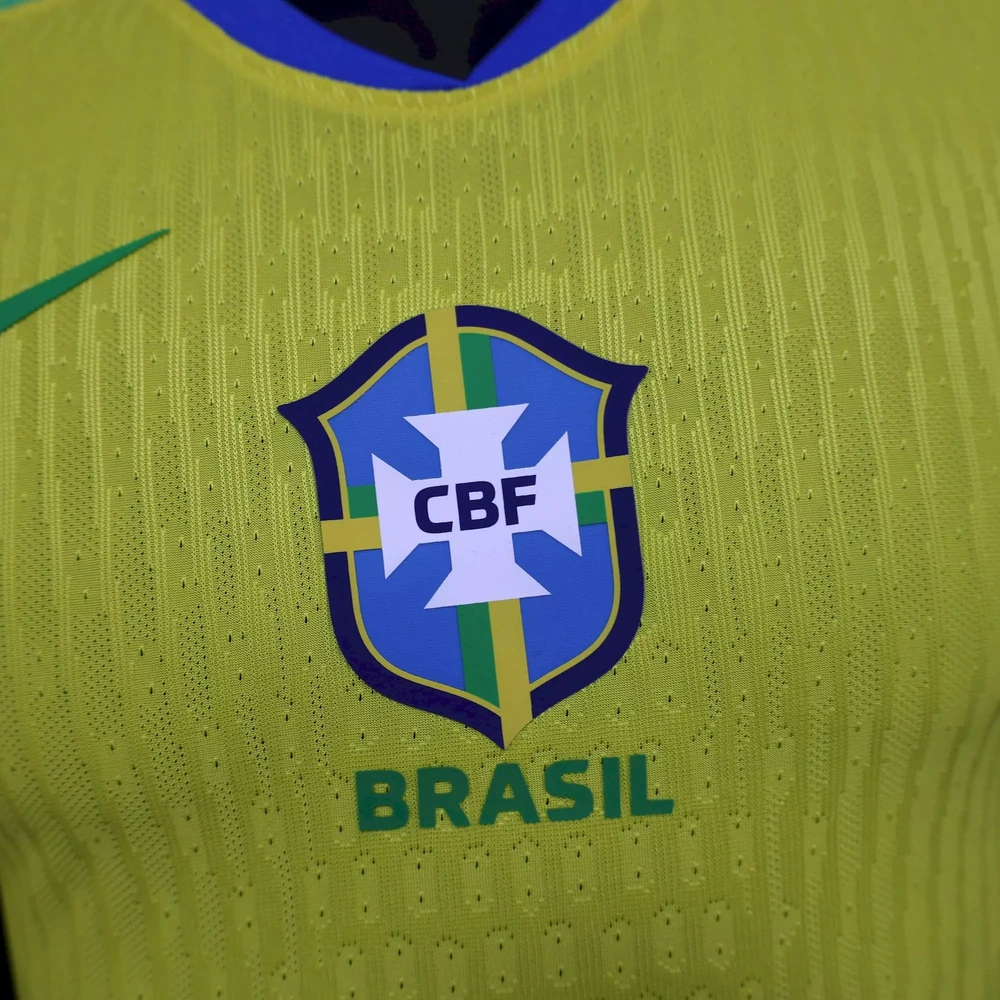 Selección de Brasil 2025/26 1ª Equipación - Versión Jugador vista 4