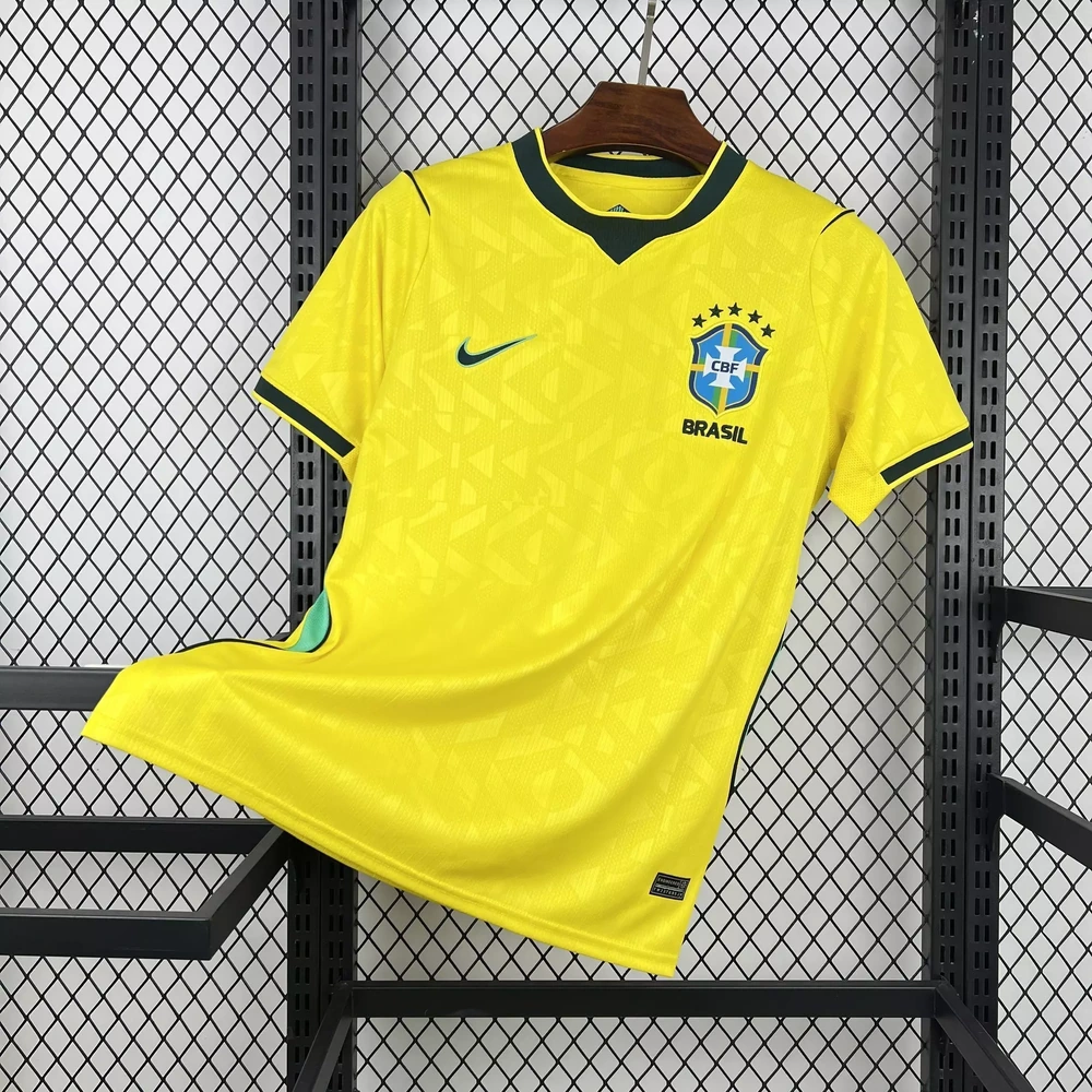 Selección de Brasil 2025/26 1ª Equipación - Versión Jugador Manga Larga