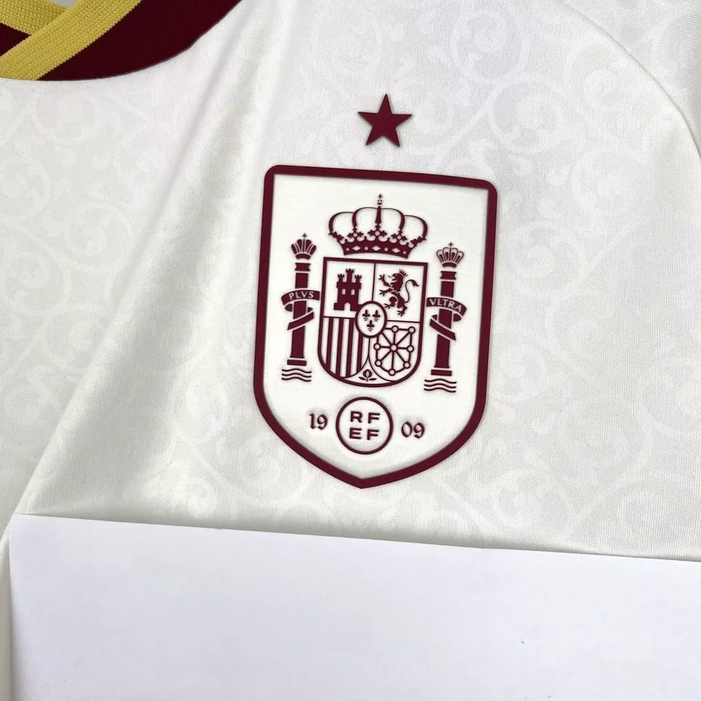 Selección de España 2025/26 2ª Equipación - Versión Fan vista 3