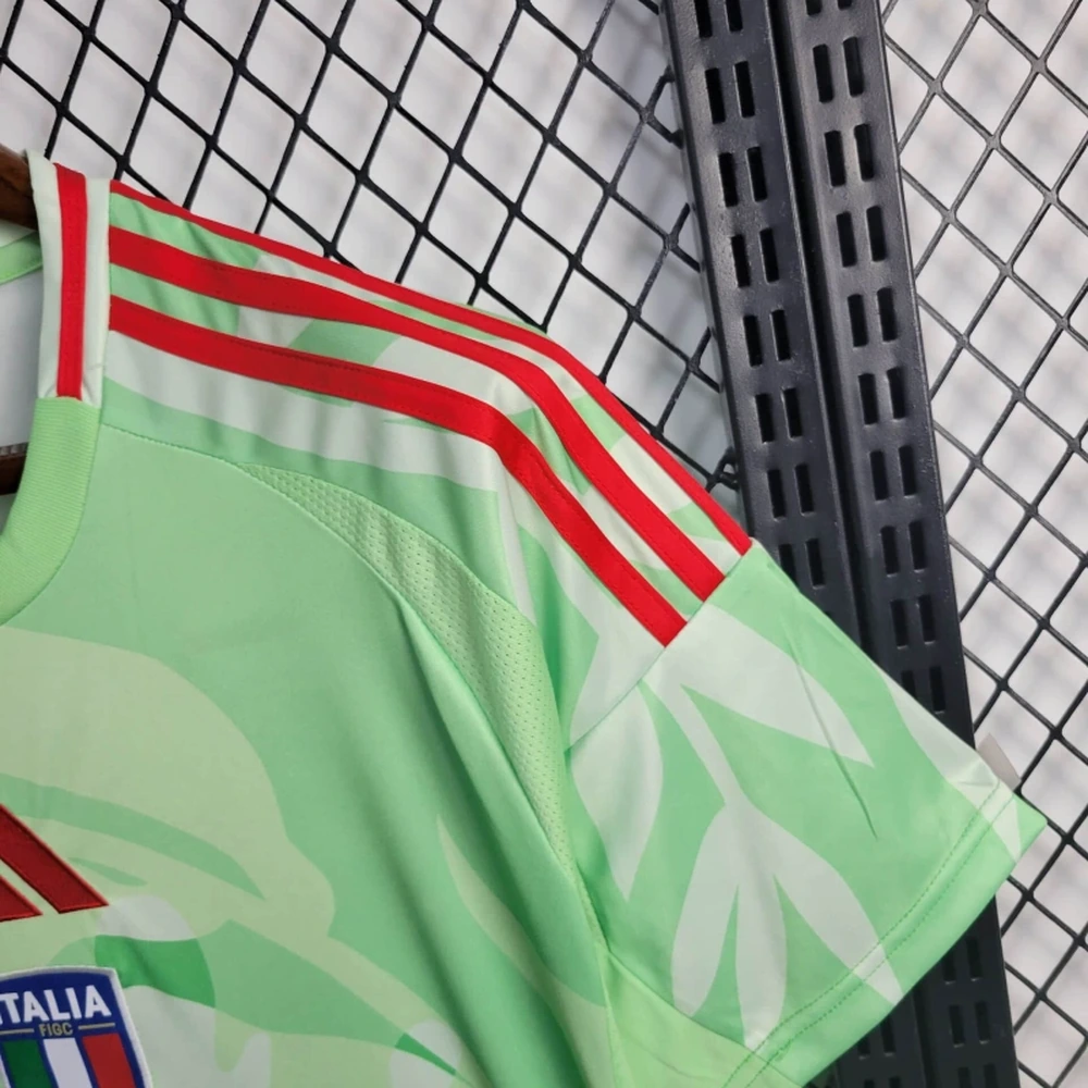 Selección de Italia 2025/26 2ª Equipación - Versión Mujer vista 3