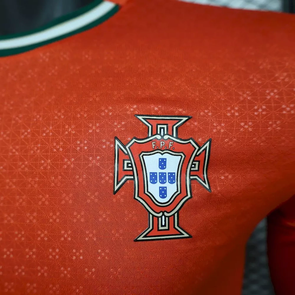 Selección de Portugal 2025/26 1ª Equipación - Versión Jugador Manga Larga vista 3