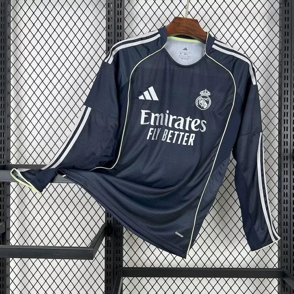 Real Madrid 2025/26 2ª Equipación - Versión Fan Manga Larga