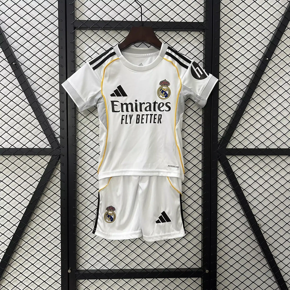 Real Madrid 2025/26 1ª Equipación - Kit Niño