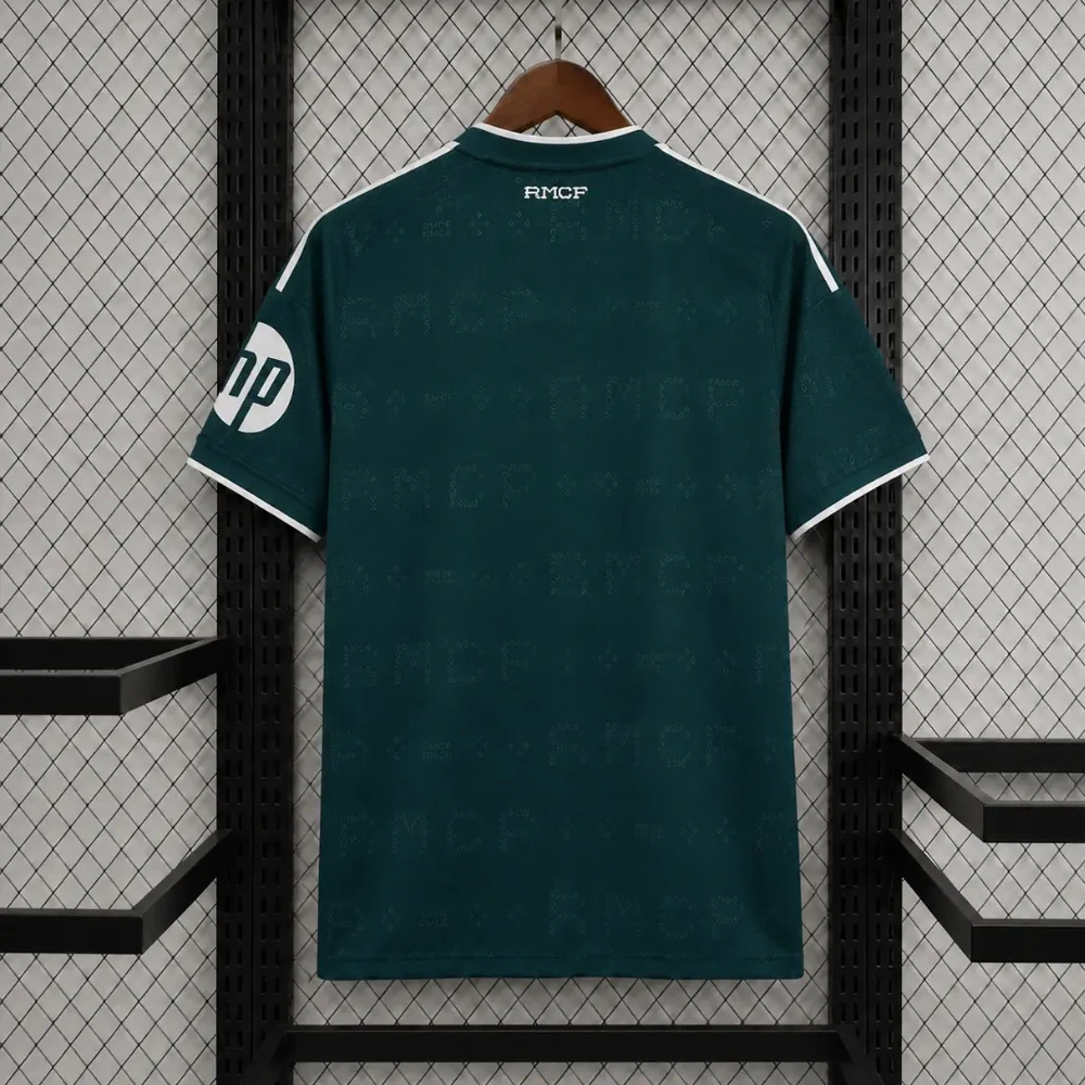 Real Madrid 2026/27 2ª Equipación (Rosa) - Versión Fan Dorsal