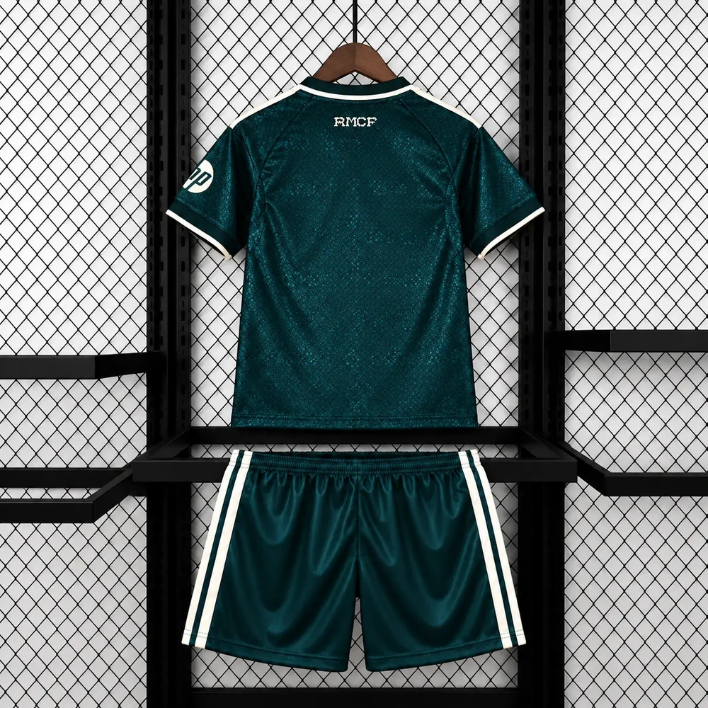 Real Madrid 2026/27 2ª Equipación (Rosa) - Kit Niño Dorsal