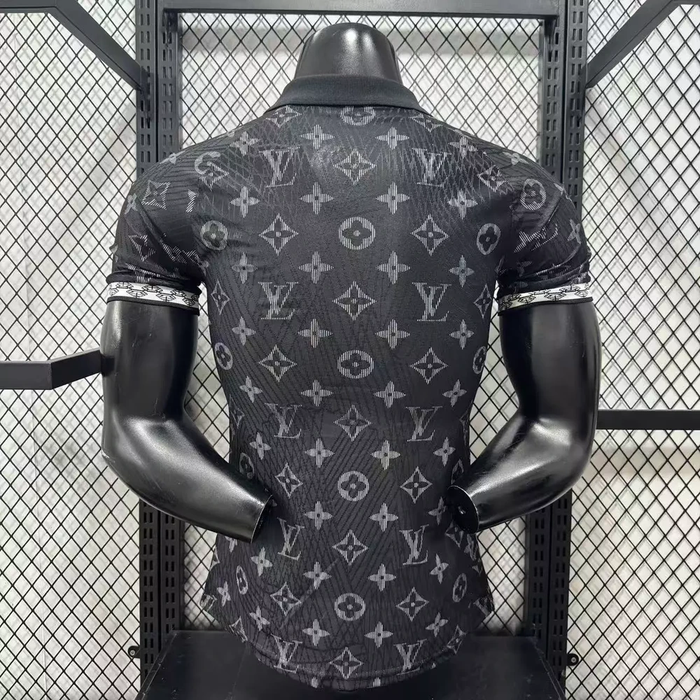 Real Madrid 2026/27 Edición Louis Vuitton - Versión Jugador Dorsal